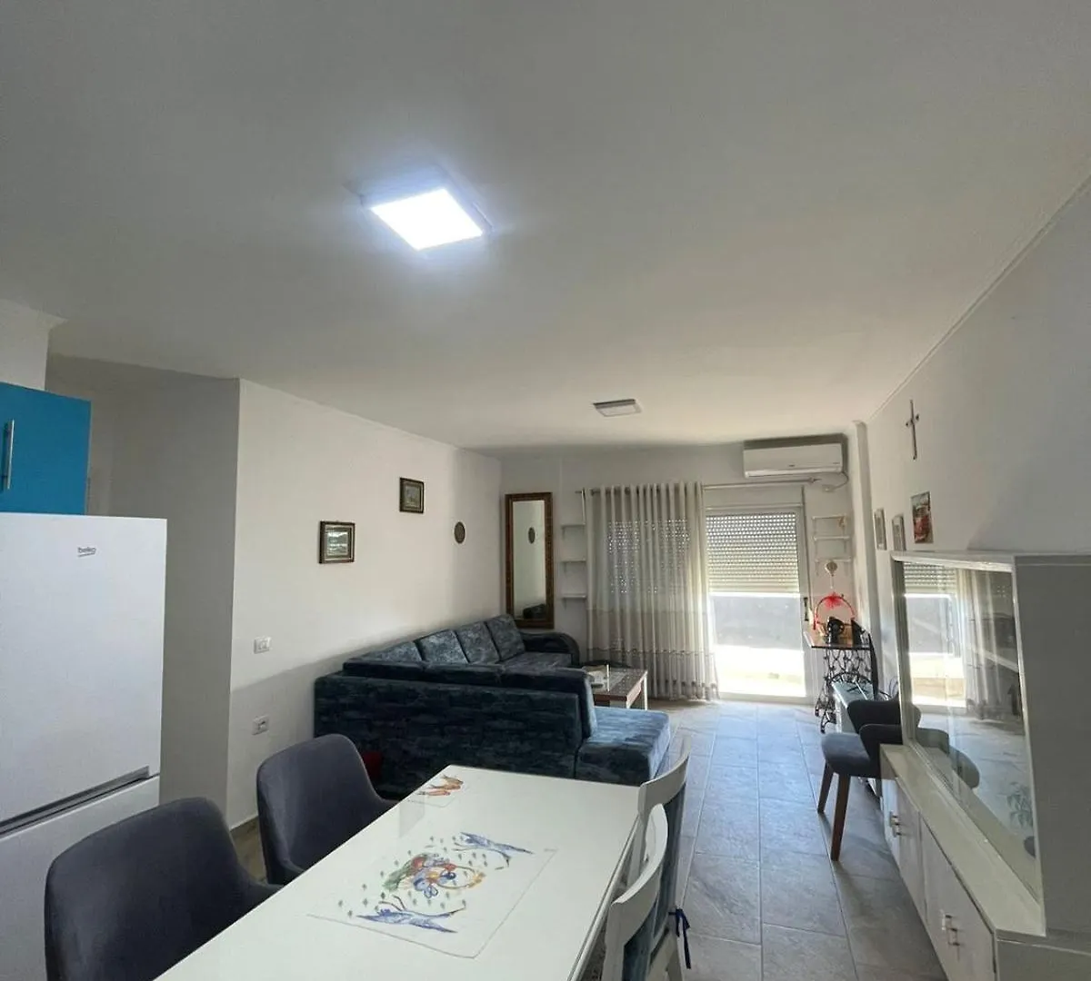 Central Stay Sarandë 0*,  Albania